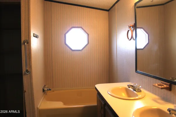 $305,000 | 6217 South Natoma Trail, Hereford, AZ 85615