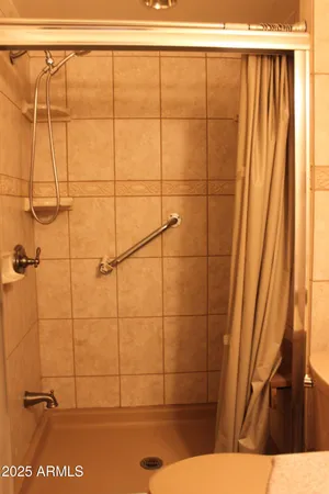 $305,000 | 6217 South Natoma Trail, Hereford, AZ 85615