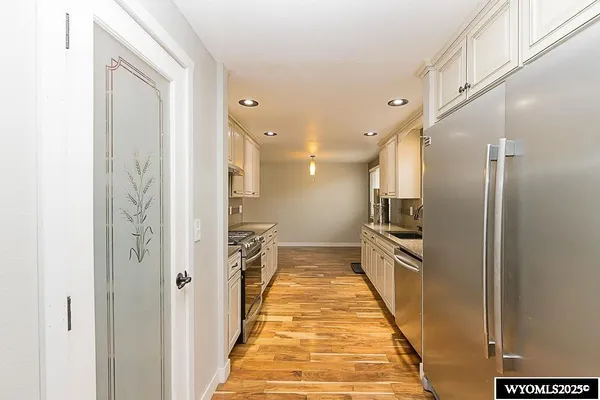 $399,000 | 1225 Apache Avenue, Green River, WY 82935