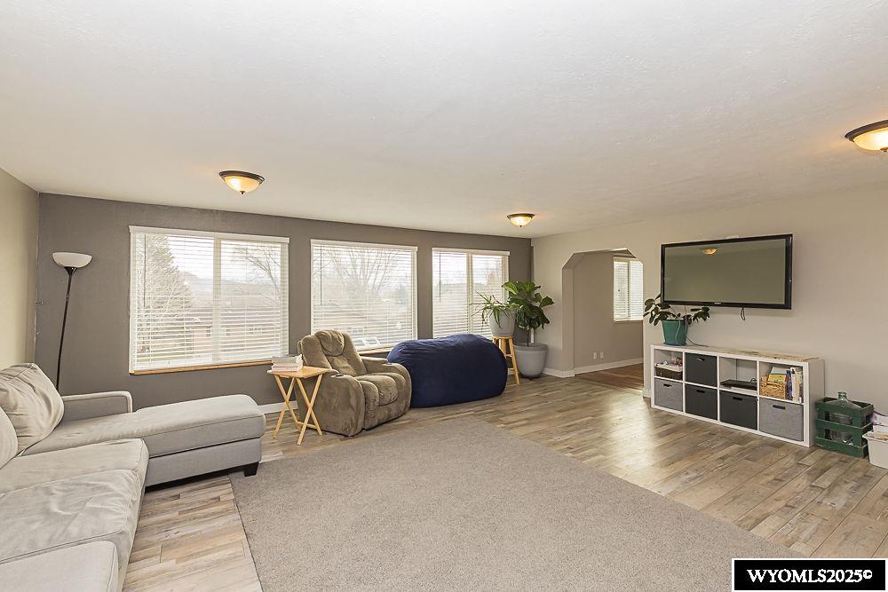 1225 Apache Avenue Green River, WY 82935 - Photo 10 of 42