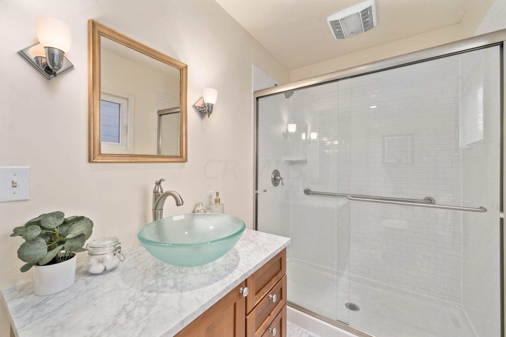 66 West Pacemont Road Columbus, OH 43202 - Photo 36 of 58 56-web-or-mls-DSC09984