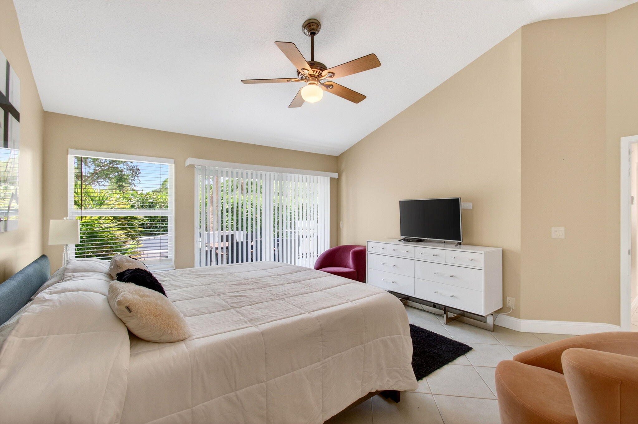 2034 Northwest 52nd Street Boca Raton, FL 33496 - Photo 17 of 45 39-web-or-mls-DSC_8064