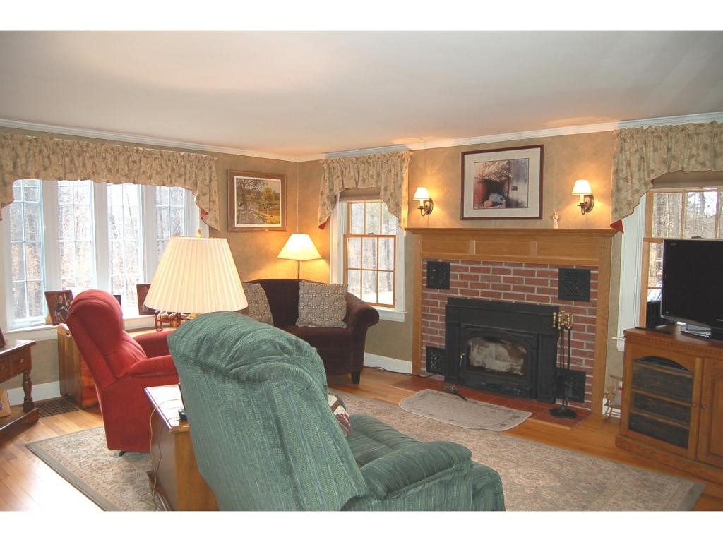 297 Meriden Road Lebanon, NH 03766 - Photo 7 of 17