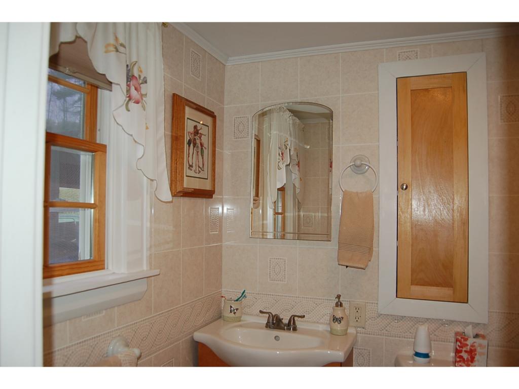 297 Meriden Road Lebanon, NH 03766 - Photo 8 of 17