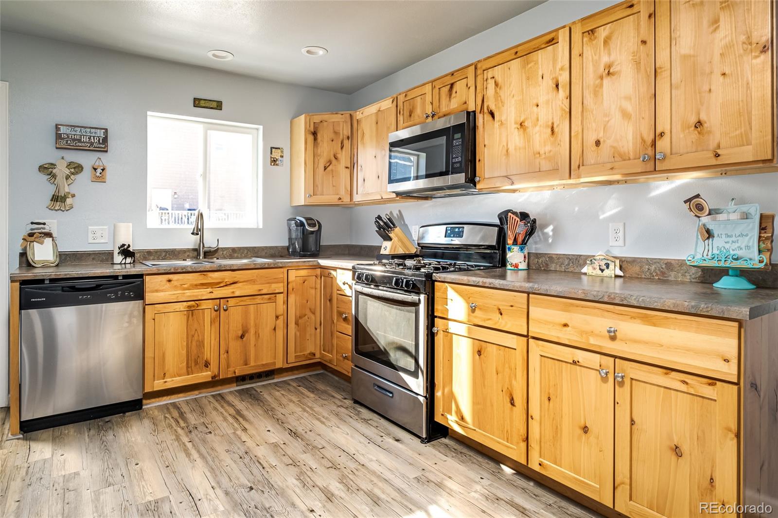 345 Lake View Road Hayden, CO 81639 - Photo 7 of 23