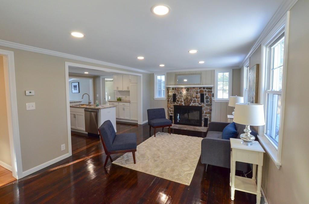 435 Florence Road Northampton, MA 01062 - Photo 4 of 38