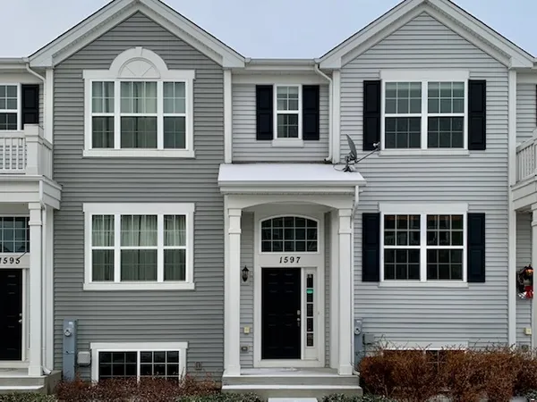 $2,495 | 1597 Windward Drive, Pingree Grove, IL 60140