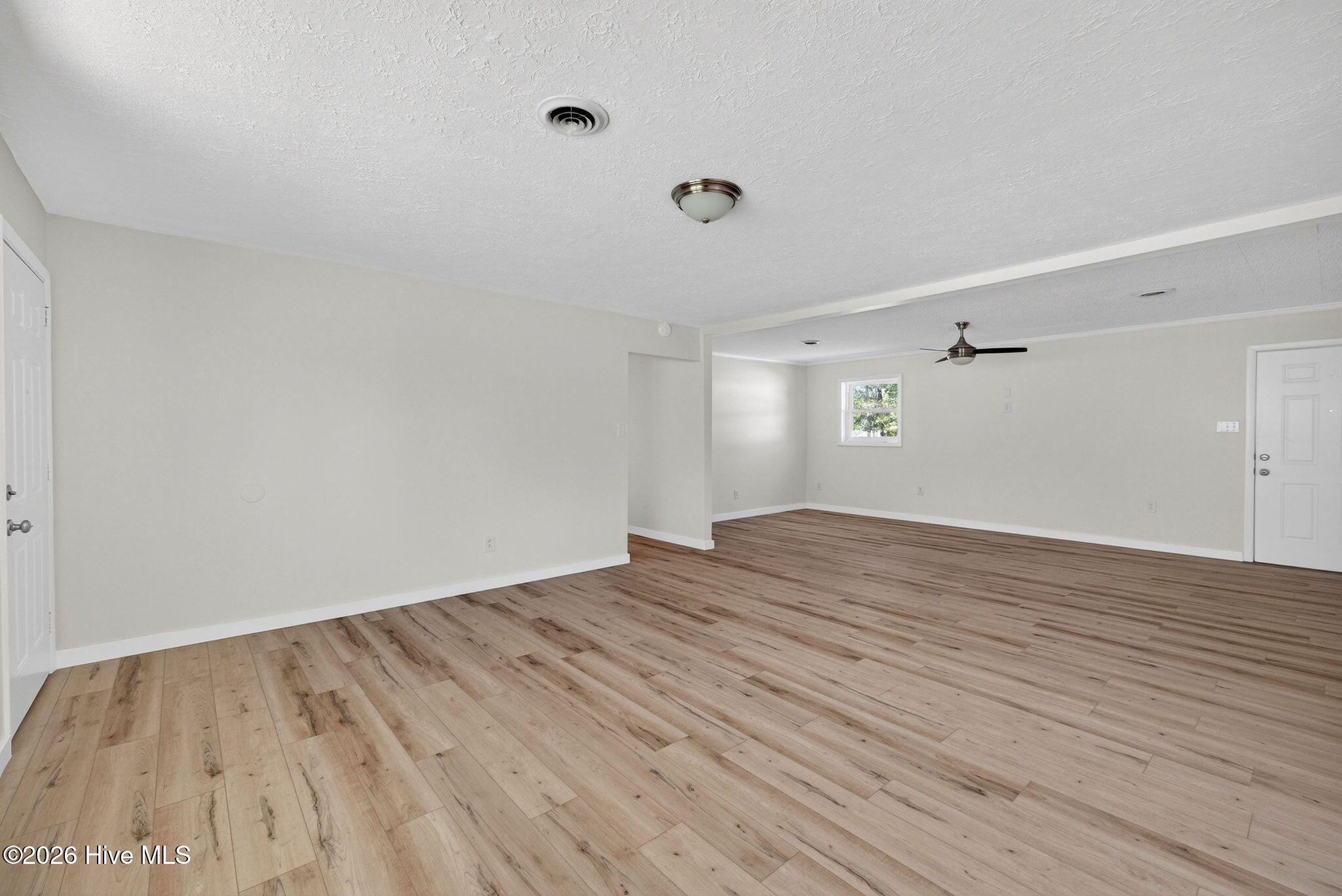 3206 Water Tank Road Delco, NC 28436 - Photo 4 of 40 0cfd24e8-cff9-40e2-b1cd-9d912ef65ca0