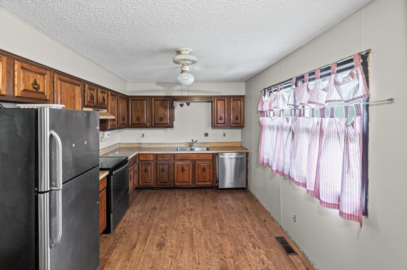 6 Edgebrook Street Centralia, IL 62801 - Photo 14 of 32