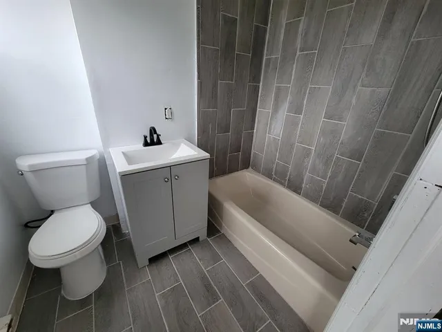 $1,199,000 | 14 Wilson Street, Clifton, NJ 07011