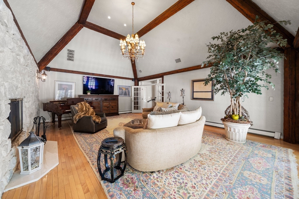 286 Mayflower Circle Hanover, MA 02339 - Photo 24 of 42