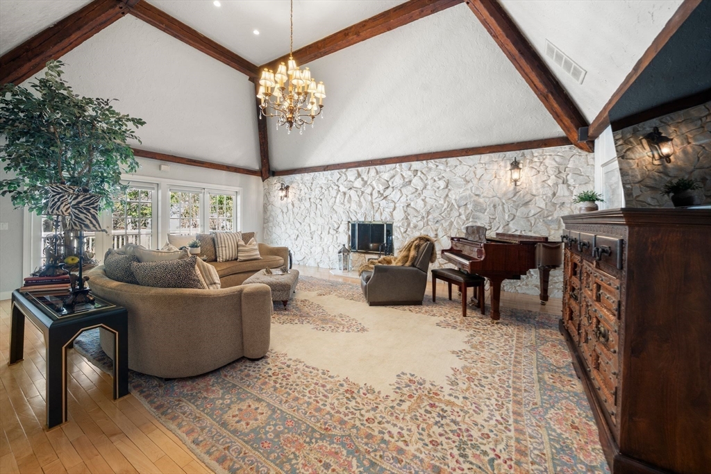 286 Mayflower Circle Hanover, MA 02339 - Photo 25 of 42