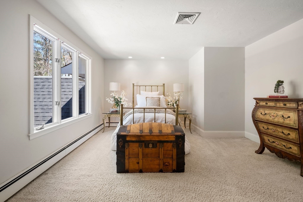 286 Mayflower Circle Hanover, MA 02339 - Photo 31 of 42
