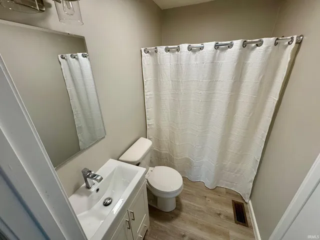 $172,500 | 403 East Illinois Street, Princeton, IN 47670