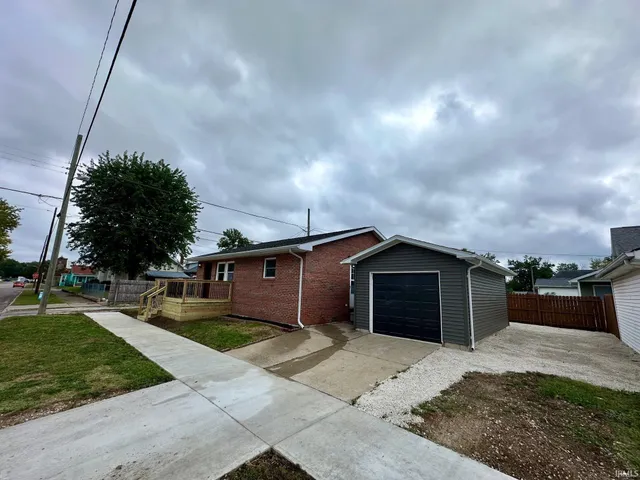 $172,500 | 403 East Illinois Street, Princeton, IN 47670