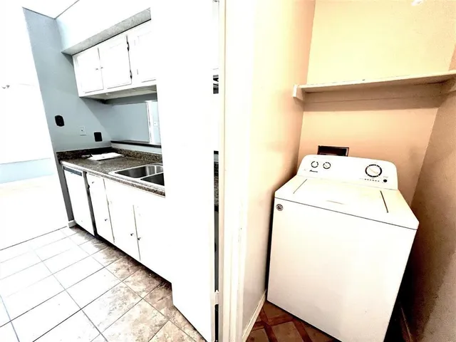 $2,100 | 6419 Valleybrooke Court, Arlington, TX 76001