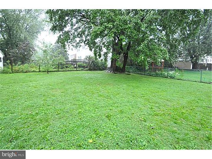 2738 Jenkintown Road Glenside, PA 19038 - Photo 2 of 19 Back Yard