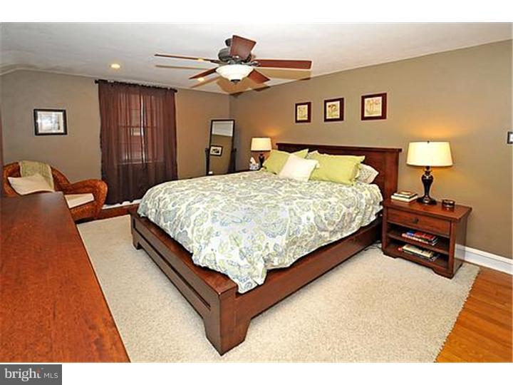 2738 Jenkintown Road Glenside, PA 19038 - Photo 17 of 19 Bedroom - Main