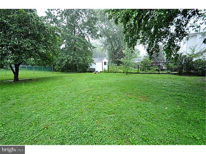 2738 Jenkintown Road Glenside, PA 19038 - Photo 3 of 19 Back Yard