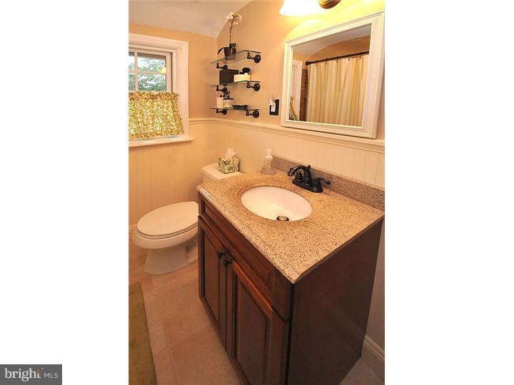 2738 Jenkintown Road Glenside, PA 19038 - Photo 4 of 19 Bathroom