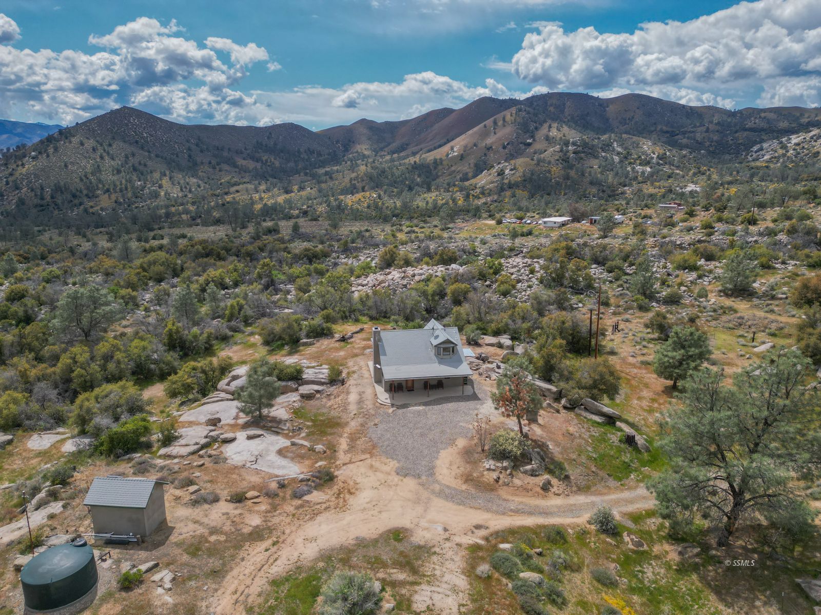 9766 Glacier Gulch Road Weldon, CA 93283 - Photo 38 of 45