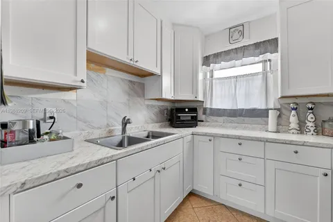 $500,000 | 26672 Southwest 137th Court, Homestead, FL 33032