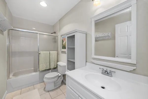 $895,000 | 18 Breakwater Drive, Unit 18, Chelsea, MA 02150