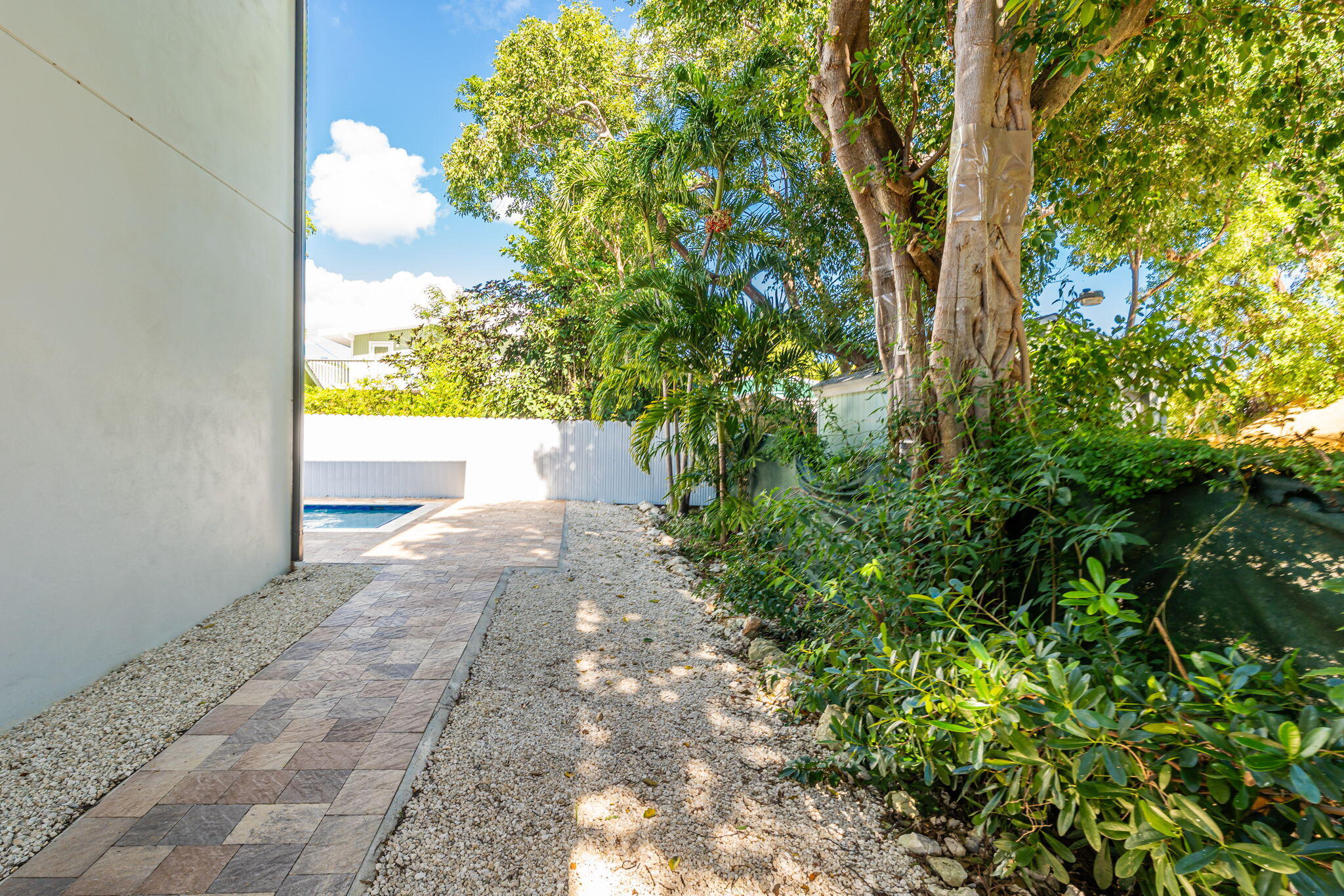 50 Transylvania Avenue Key Largo, FL 33037 - Photo 46 of 59 49-web-or-mls-50Transylvania-7