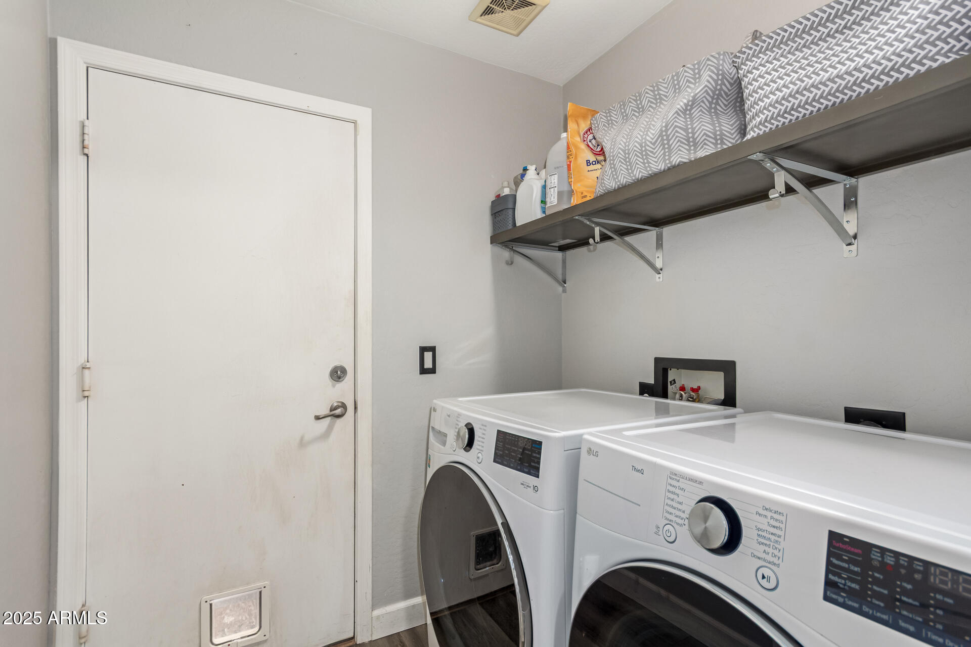 43999 West Magnolia Road Maricopa, AZ 85138 - Photo 24 of 34 Laundry