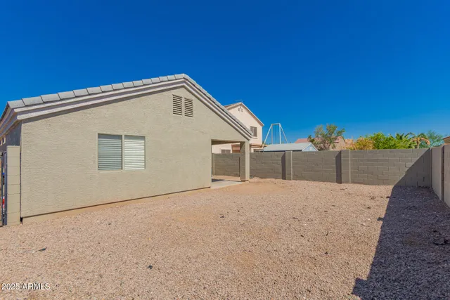 $299,900 | 43999 West Magnolia Road, Maricopa, AZ 85138