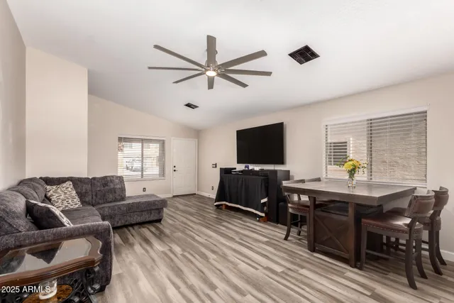 $299,900 | 43999 West Magnolia Road, Maricopa, AZ 85138