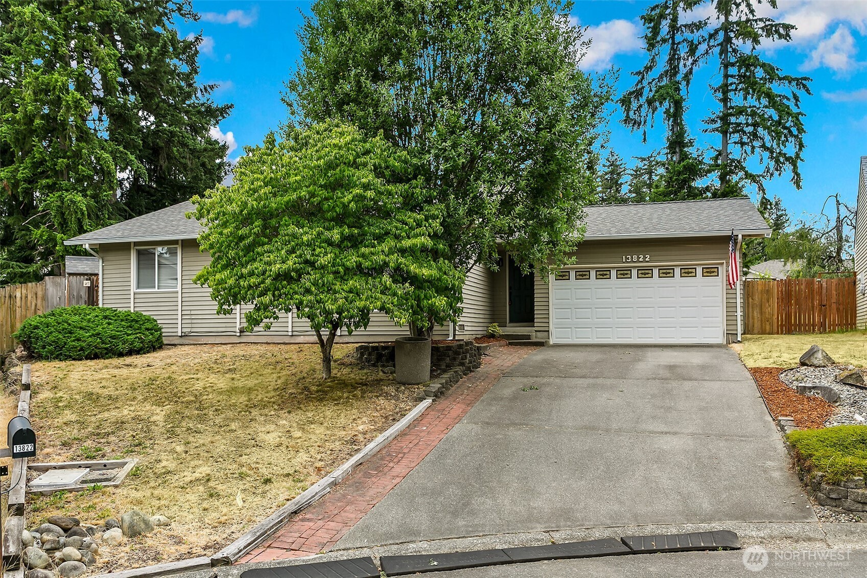 13822 Southeast 163rd Street Renton, WA 98058 - Photo 3 of 29