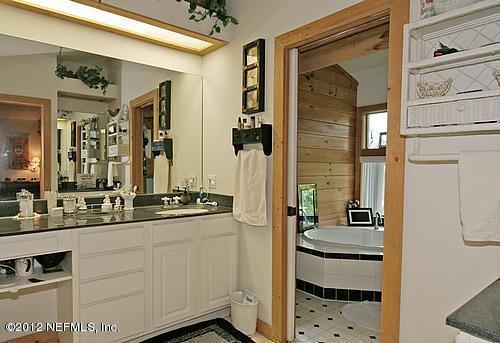 8300 Fort Caroline Road Jacksonville, FL 32277 - Photo 9 of 14 Master bath