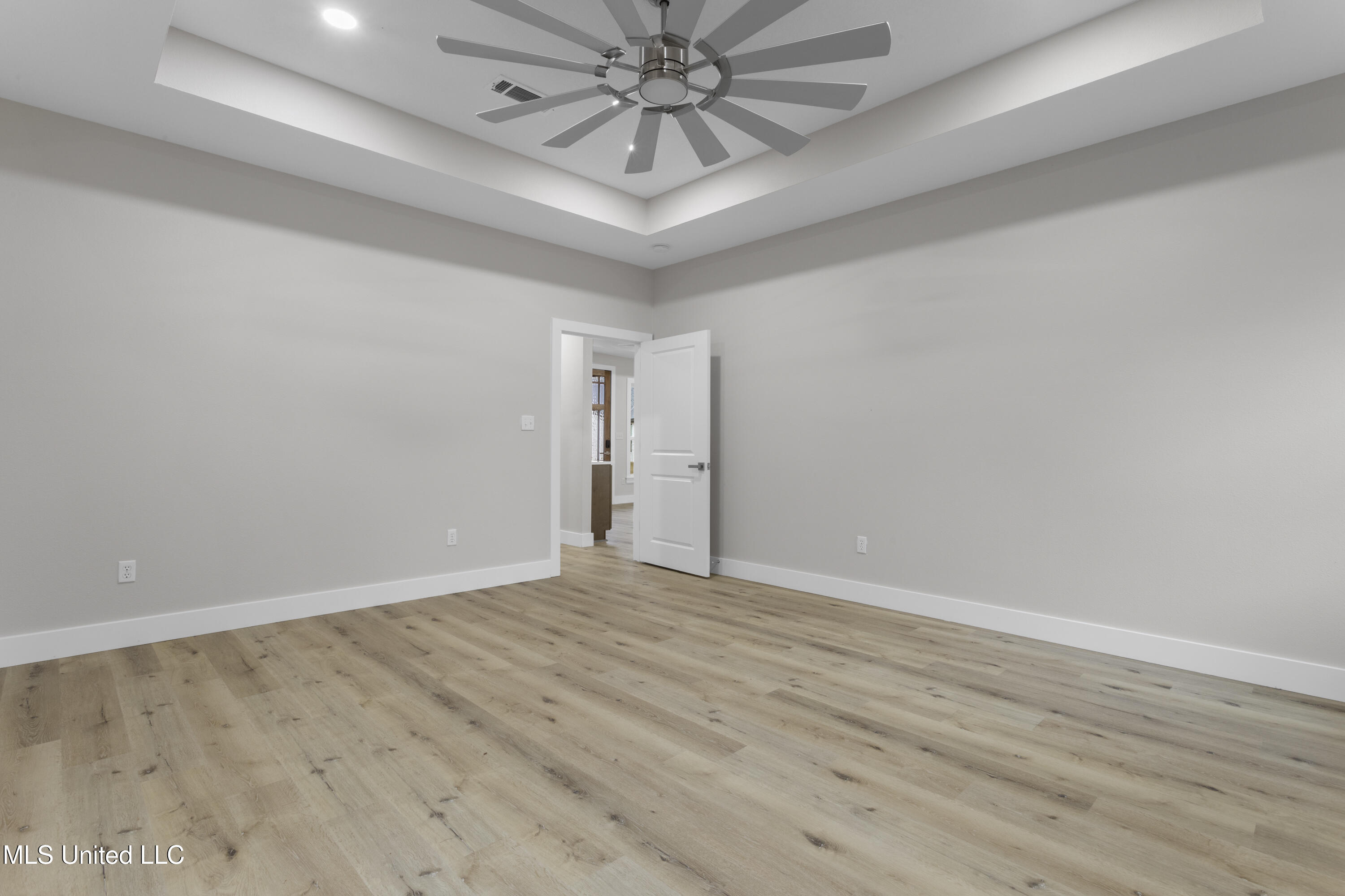 1613 Cedar Point Road Gautier, MS 39553 - Photo 19 of 33 0019