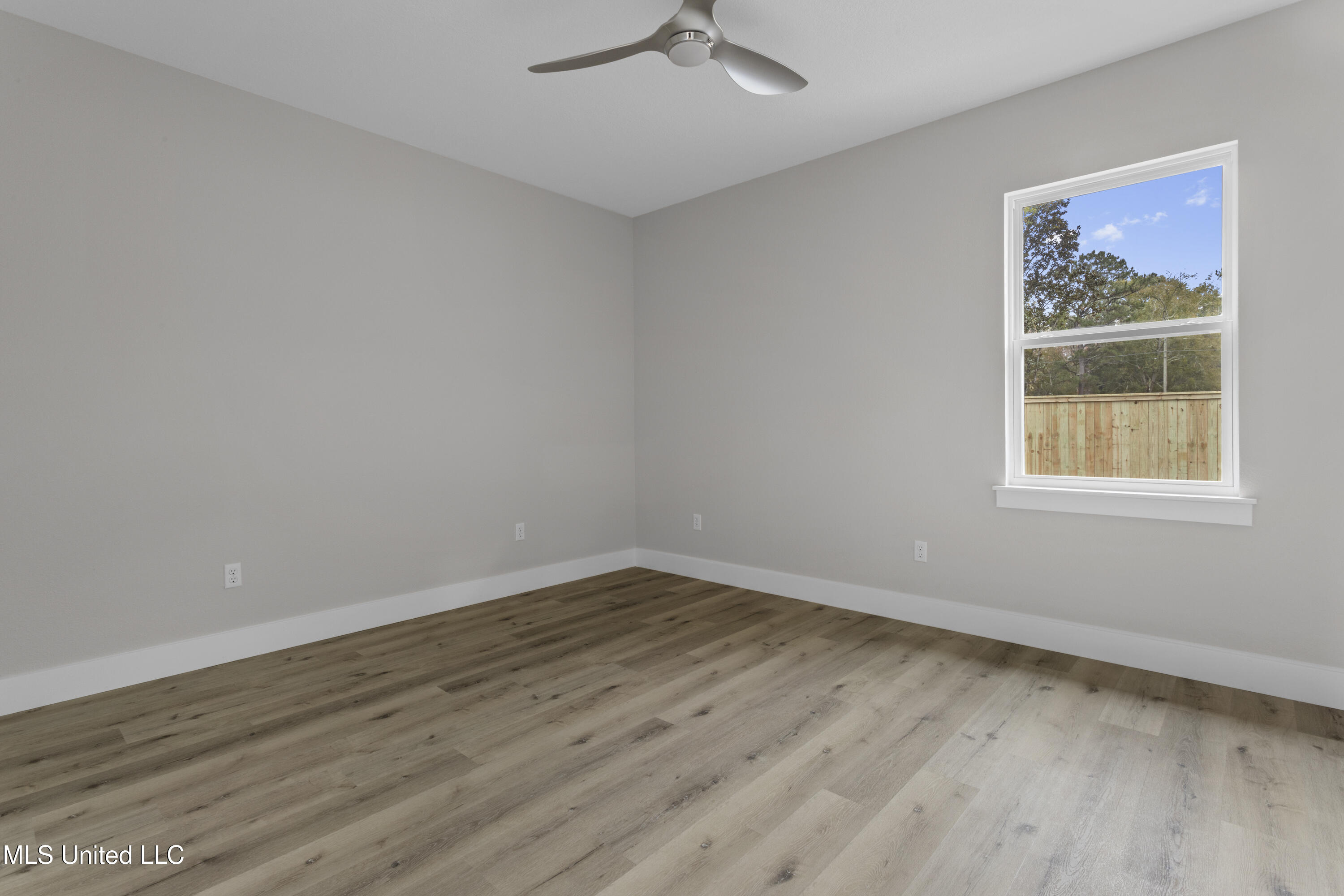 1613 Cedar Point Road Gautier, MS 39553 - Photo 31 of 33 0031