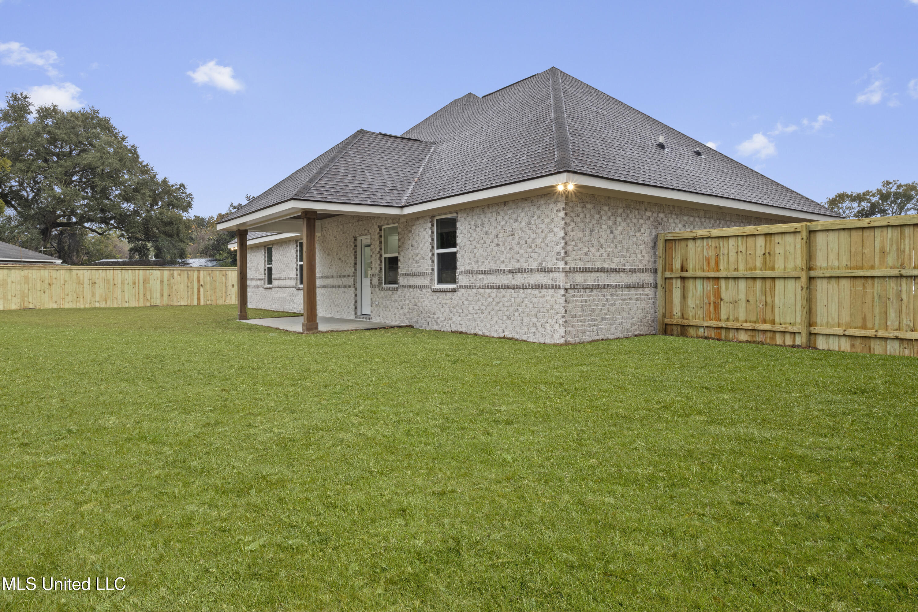 1613 Cedar Point Road Gautier, MS 39553 - Photo 33 of 33 0033