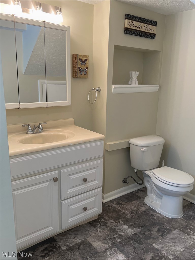 4233 Ellison Road South Euclid, OH 44121 - Photo 21 of 30 Basement Bathroom