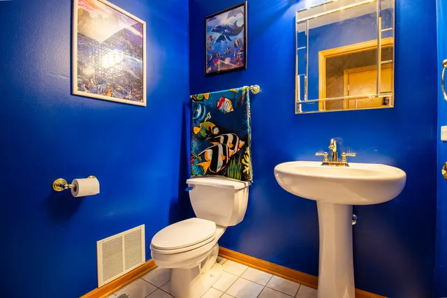 $469,900 | 18131 Crystal Lane, Lansing, IL 60438