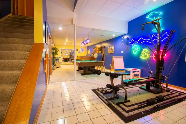 $469,900 | 18131 Crystal Lane, Lansing, IL 60438