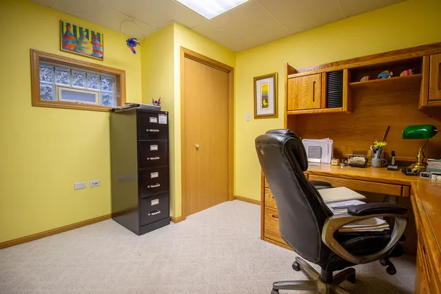 $469,900 | 18131 Crystal Lane, Lansing, IL 60438