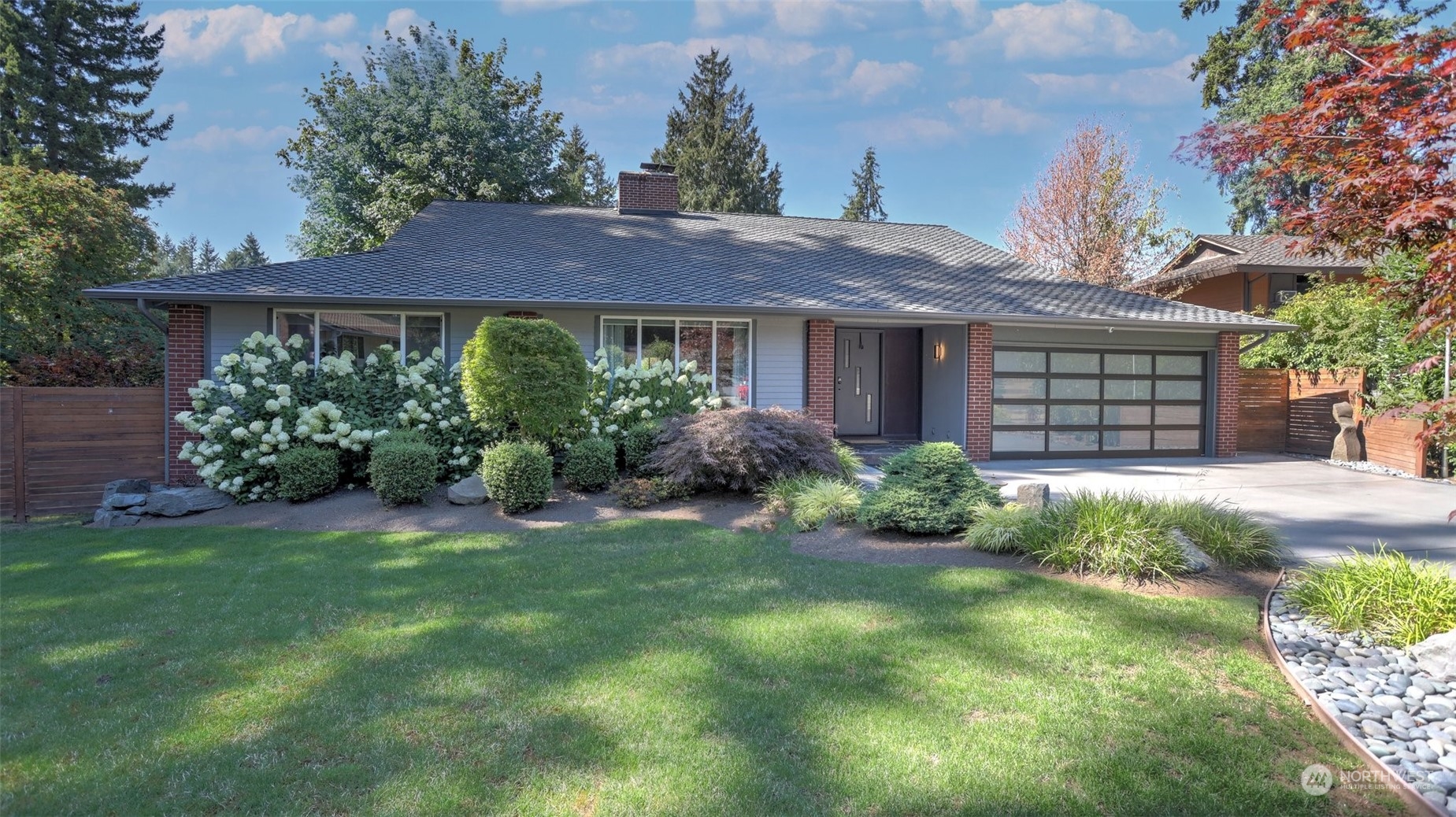 16909 144th Avenue Southeast Renton, WA 98058 - Photo 5 of 38 Gallery Image 5