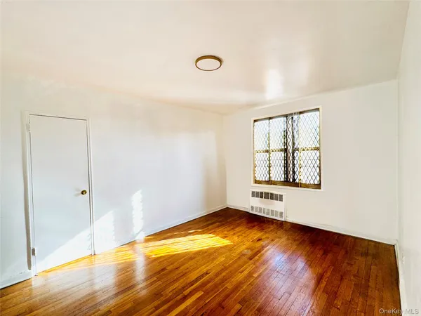 $349,900 | 141-05 Pershing Crescent, Unit 207 | Briarwood