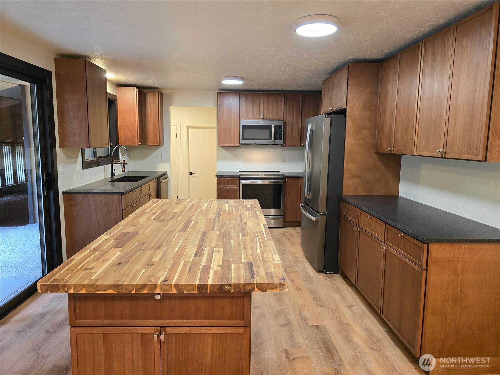 639 Lower Elwha Road Port Angeles, WA 98363 - Photo 13 of 38 Gallery Image 13
