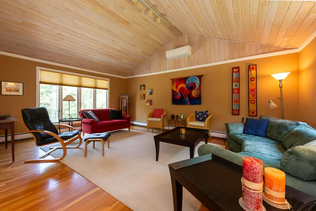 $1,200,000 | 148 Great Meadow Drive, Bar Harbor, ME 04609