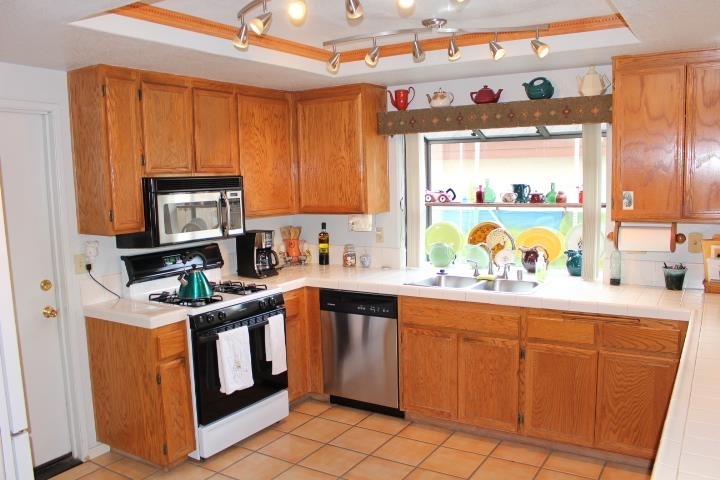 12882 Cochera Road Lakeside, CA 92040 - Photo 6 of 19 Gallery Image 6