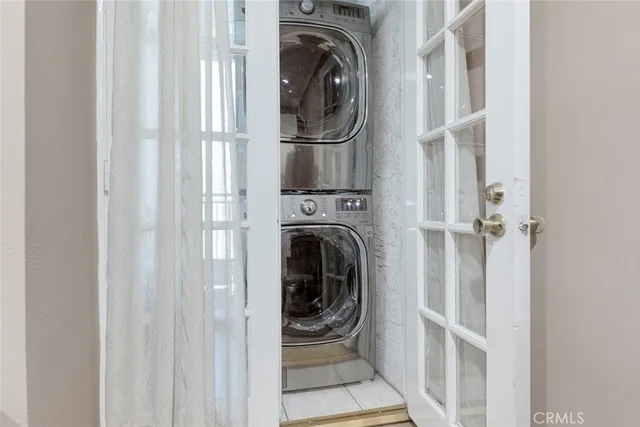 $600,000 | 909 East Garfield Avenue, Unit 4, Glendale, CA 91205