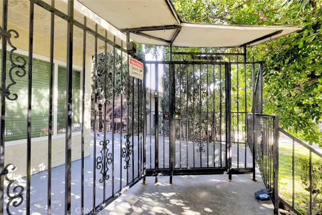 $600,000 | 909 East Garfield Avenue, Unit 4, Glendale, CA 91205
