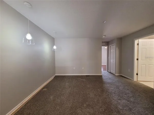 $2,000 | 3805 Exeter Lane, Lakeland, FL 33809