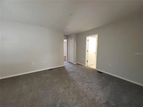 $2,000 | 3805 Exeter Lane, Lakeland, FL 33809