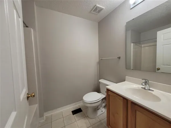 $2,000 | 3805 Exeter Lane, Lakeland, FL 33809